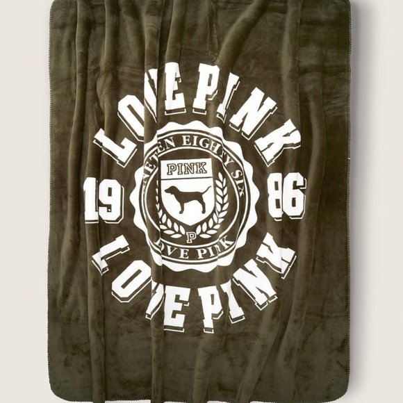 VS Pink Soft Sherpa Blanket in Vintage Green